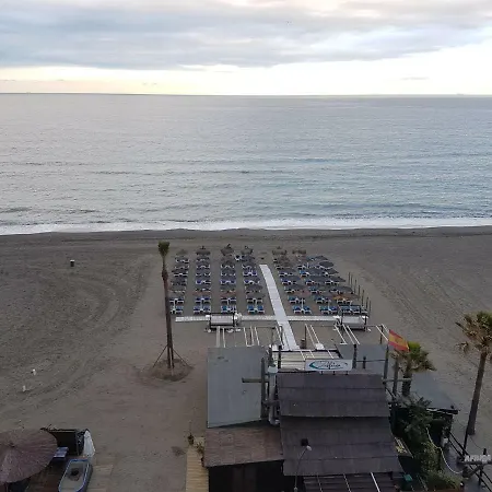 Aguamarina 4b Primera Linea De Playa 公寓 埃斯特波纳